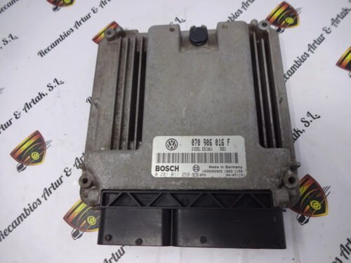 foto de la centralita 070906016F 0281011258