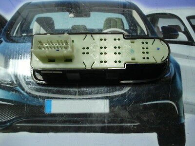 Botonera Elevalunas  Citroen C3 Peugeot 207 DELPHI 96647495XT 96647495