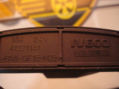 Centralita / Steuergerat / control unit Iveco Stralis 41221141 804 24V