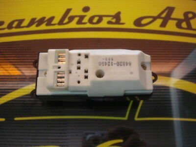 Botonera elevalunas  Toyota Corolla  RAV-4 8482012450 84820-12450