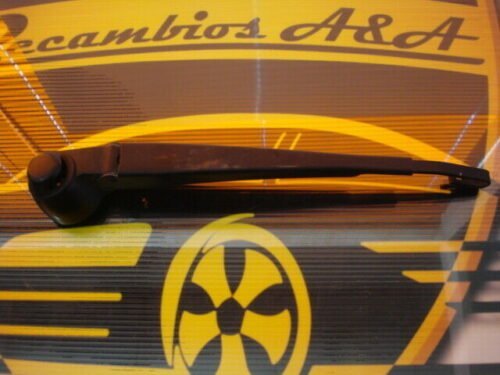 Brazo del limpiaparabrisas trasero AUDI A3 (8L) 8D9955407