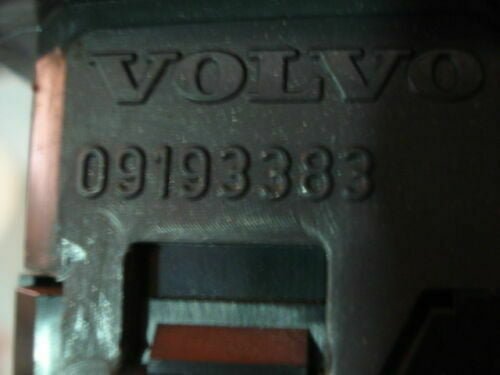 Botonera Elevalunas Volvo S60 V70 XC90 8682836 MD39330-0047 09193383
