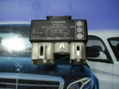 Relé del ventilador del radiador Volvo V70 S70 9442934 899251000