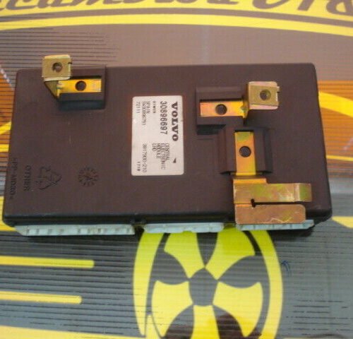 Central Módulo electrónico Volvo S40 01W29 30896697 SW30896751 3817900-210