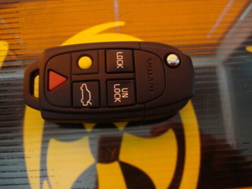 Alojamiento de la llave de control remoto inalámbrico  VOLVO 8666773  PAGF50 CE0