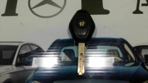 Alojamiento de la llave de control remoto inalámbrico BMW E36 E39 E46 8377788