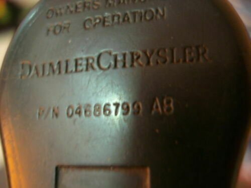 Alojamiento de la llave remoto inalámbrico Chrysler 04686799AB  04686799 AB