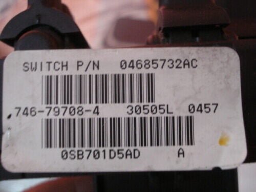 Botonera Elevalunas CHRYSLER VOYAGER 04685732AC 30505L