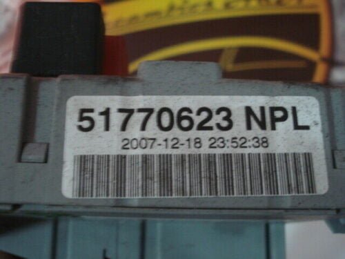 Caja de fusibles Fiat Peugeot Citroen 51770623NPL 51770623 46535725 46535725 CPL