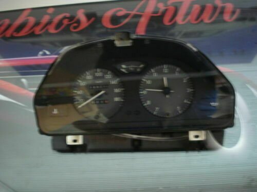 Cuadro de instrumentos / Citroen Saxo 1,1 9624876780 802 01 N1 MTRE
