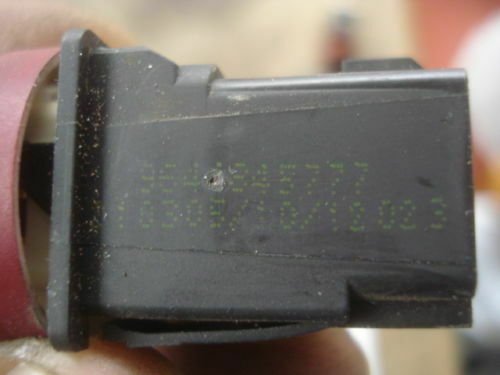 Interruptor de emergencia / R / PEUGEOT PARTNE CITROEN BERLINGO 9643213777