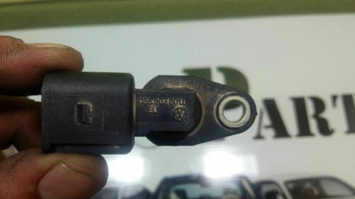Sensor de posicion del cigueñal /Kurbelwellensensor / Audi A2 VW Golf 036907601D