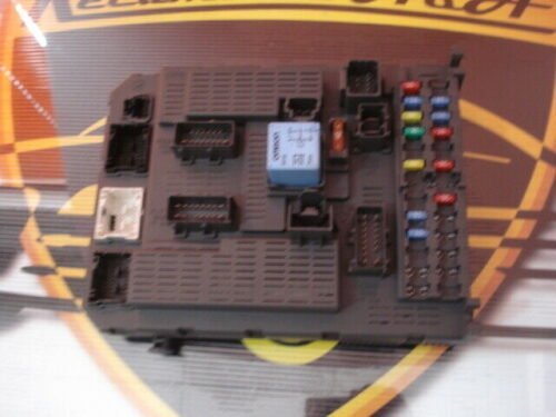 Caja de fusibles Citroen C8 807 1400310480 14 003 104 80 14.003.104.80