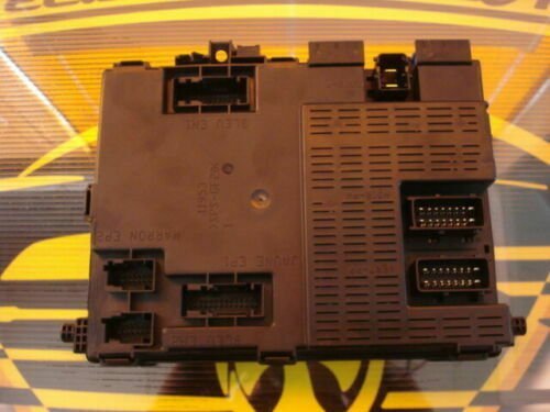 BSI Caja de fusibles / Citroen Peugeot 9646022780 73004512 BSI VAR C CN2