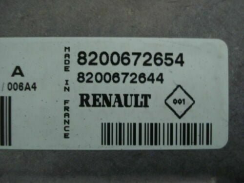 Centralita del motor DACIA SANDERO S120204120A SIM32 8200672654 8200672644