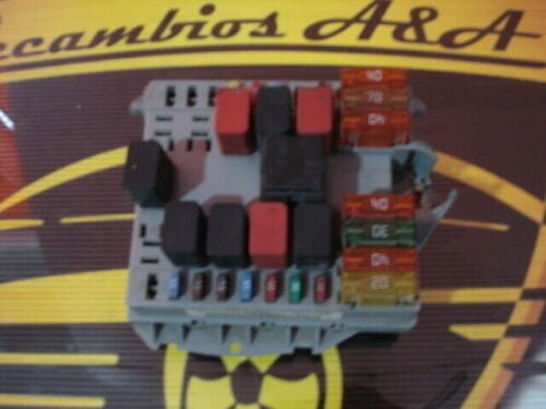 Caja de fusibles Fuse box Body Modul /  Fiat Doblo 51763772