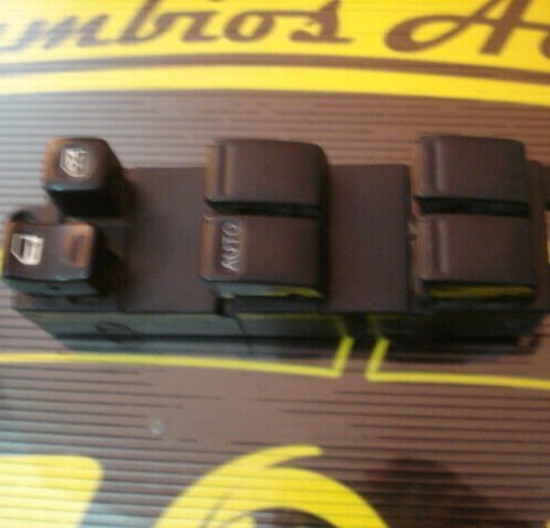 Botonera Elevalunas Nissan Terrano Ford 809612X800 80961 2X800