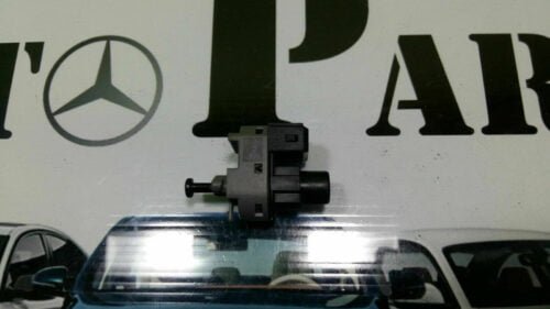 _57 Interruptor de la luz de freno Jaguar X Ford Mondeo 1S7T13480AA 1S7T-13480-AA