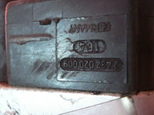 Caudalí­metro Audi 0438121049 034133353C 0438101029 2437020009