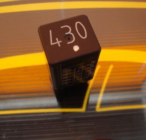 Relé  VW SEAT FORD GALAXY NR.430 7M3959143  YM2114A487AA 60600101