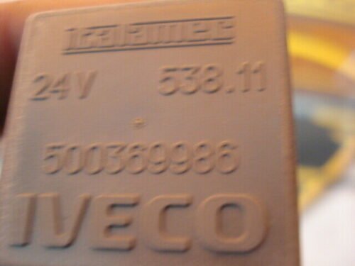 Relé  Relais Rele IVECO 500369986 24V 538.11