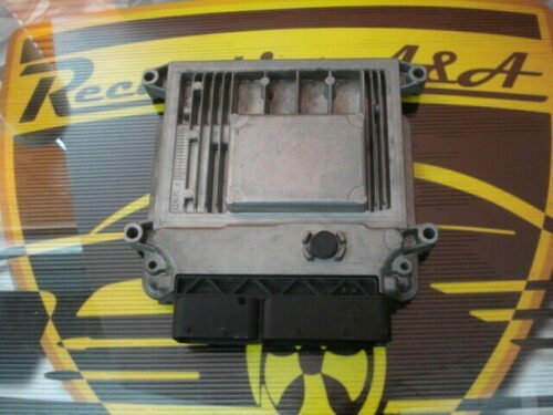 Centralita del motor Kia Ceed 391102B520  0261201202  39110-2B520