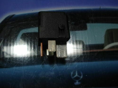 Relé / Relais / Mercedes ML-Class W163 A0025421519 0025421519 4RA00779302