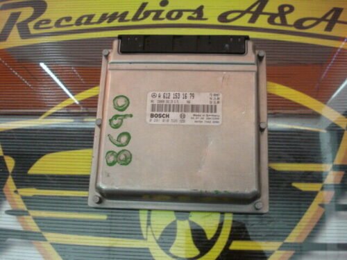 _57 Centralita del motor MERCEDES SPRINTER A6121531679 0281010526 A 612 153 16 79