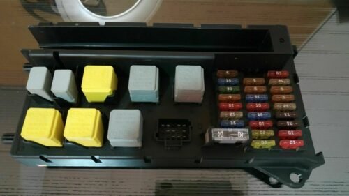 Caja de fusibles Mercedes Sprinter W906 518817028 A9065450401 A 906 545 04 01