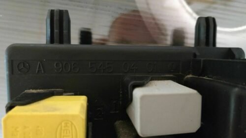 Caja de fusibles Mercedes Sprinter W906 518817028 A9065450401 A 906 545 04 01