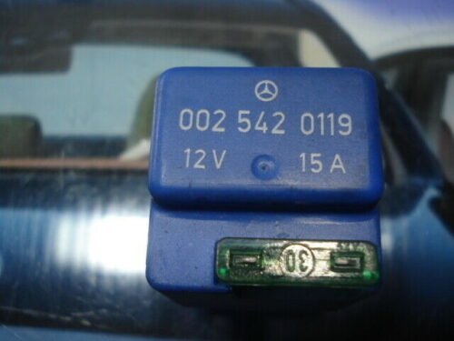 Relé Mercedes W124 W201 R129 W202 463 461 0025420119