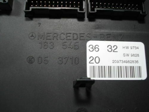 Caja de fusibles Mercedes ML 1635453632 163 545 36 32 LK 05371020 05 3710 20