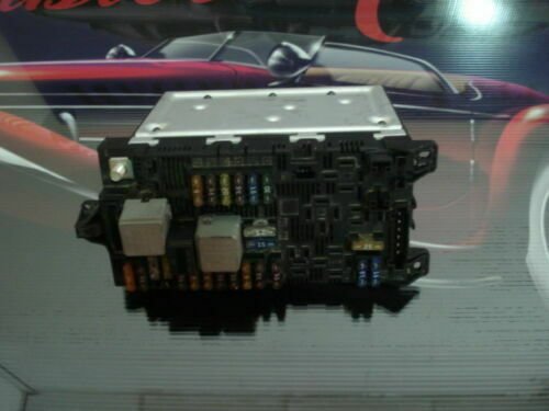 _57 Caja de fusibles / Mercedes E-Klasse W211 220CDI 2115453901 Q3 TEMIC