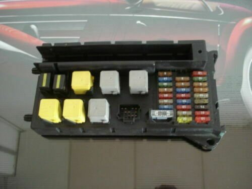 _57 Caja de fusibles Mercedes Sprinter VW Crafter A9065450201 9065450201