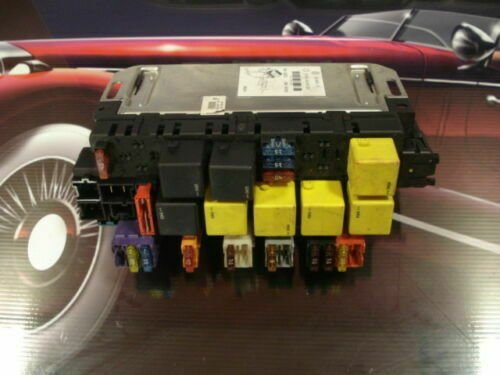 Caja de fusibles / Sicherungskasten Mercedes S-Klasse W220 A0345459432 05045119