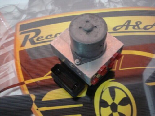 ABS MITSUBISHI Canter  MK585934 BHLG1J00NK 17373814-A 17569513