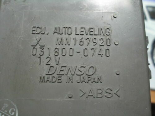 Unidad de control / Steuergerat / Mitsubishi Grandis DENSO 031800-0740 MN167920