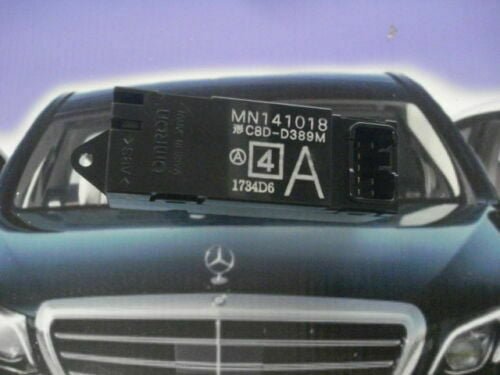 Interruptor de la ventana / Mitsubishi Colt MN141018 C8D-D389M