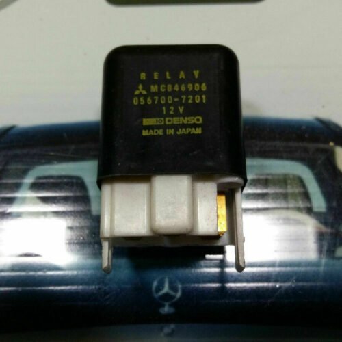Relé / Relais / Rele / Relay / MITSUBISHI MC846906 056700-7201 DENSO