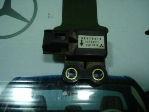 Airbag Centralita Crash Sensor / Mitsubishi Pajero 12V MR475078 X2T22371