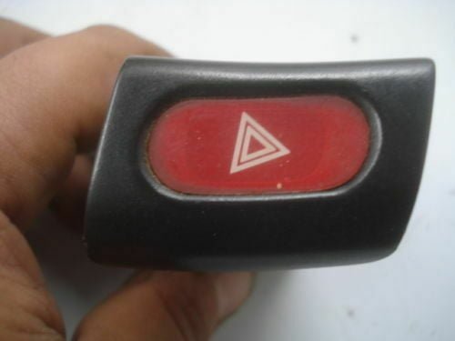 Interruptor de emergencia / Nissan Micra K11 Serena NILES 06012