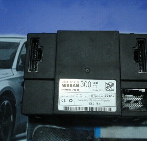 Módulo de control de la carrocería Nissan Navara 284B2EB300 5WK48935 5WK48883