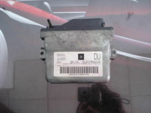 Centralita del motor / MotorSteuergerat / OPEL Kadett 16130359. 90341831