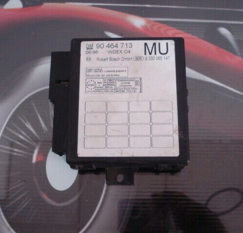Centralita / Unidad de control Opel GM 90 464 713 90464713 BOSCH 9330065147