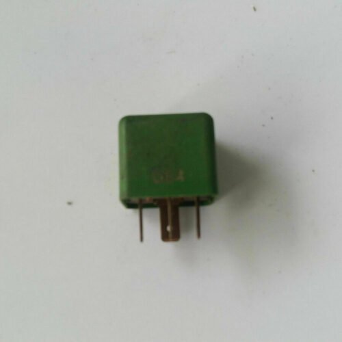 _57 Relé / Relais / Rele / Relay / Opel Astra Corsa Vectra Omega 03447012