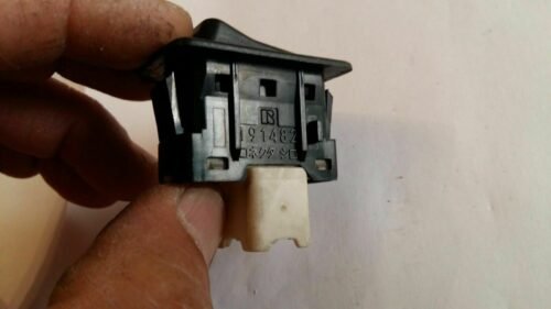 Interruptor de Calefacción del asiento Mazda 191482