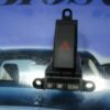 Interruptor de emergencia / Warnblinkschalter / Mazda 5 BBP3664H0 10004071