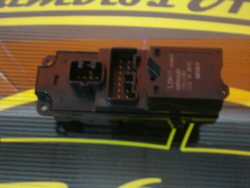 Botonera elevalunas Mazda MPV LD6266350A  LD62 66 350A C8H-D182 08Y3D4