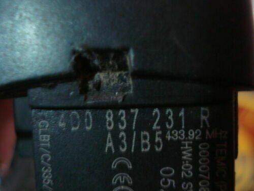 Alojamiento de la llave de control remoto Audi 4D0837231R 4DO837231R 00007080A