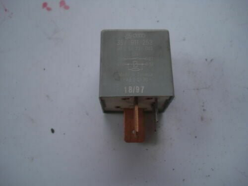 Relé Audi VW Volkswagen Sharan Galaxy Golf 3 Passat Nr.103 357911253